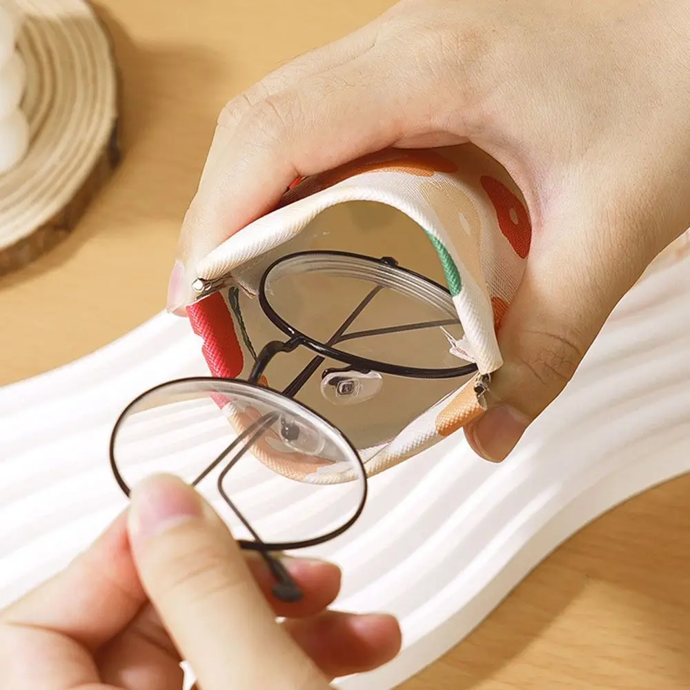 

Printed Eyewear Protector Box For Women For Men Sunglasses Pouch Leather Glasses Case Eyewear Protector Case Eye Glasses Holder