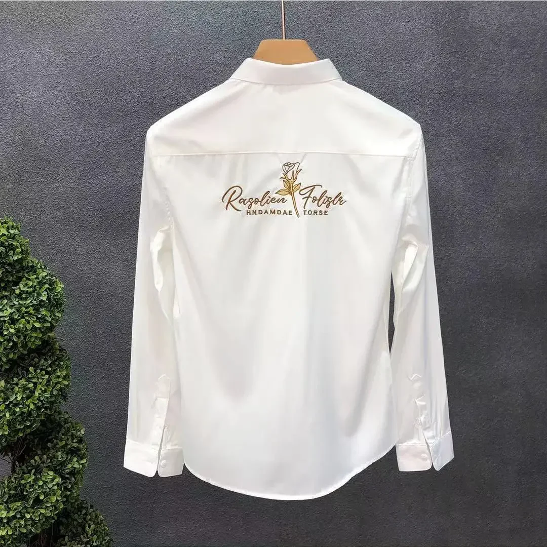 thumbnail image 1 of Camisas de hombre bordadas con flores para negocios, cosas baratas y cómodas, estilo coreano, blusas de lujo de alta calidad de Asia, 1 of 4