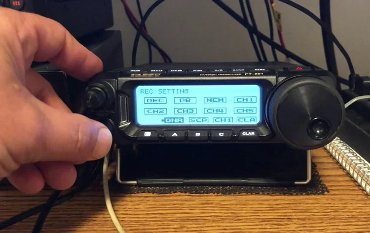 100W 아마추어 HF SSB/CW/FM/AM 올모드 휴대용 모바일 트랜시버 FT-891 모바일 라디오