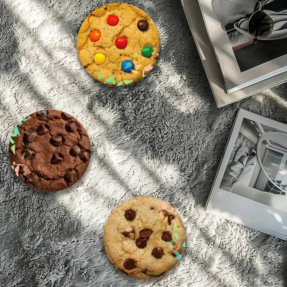 Crunchy Chocolate Chip Cookies Enamel Pin - Creative Brooch for Bags, Clothing, and Hats