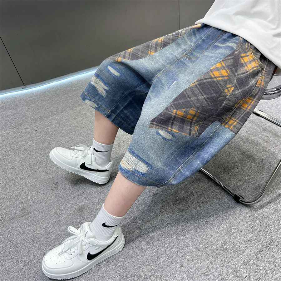 키즈 여름 3D 격자 무늬 프린트 데님 반바지 십대 소년 캐주얼 미드 커프 청바지 어린이 패션 스트리트 하의 짧은 바지 5-14세