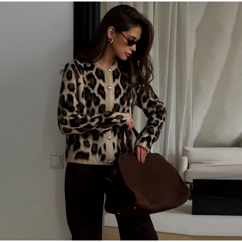 Vintage Knitted Leopard Cardigan Women Casual Slim Single Breasted O-Neck Sweaters Female Chic Versatile Basic Street Knitwear
