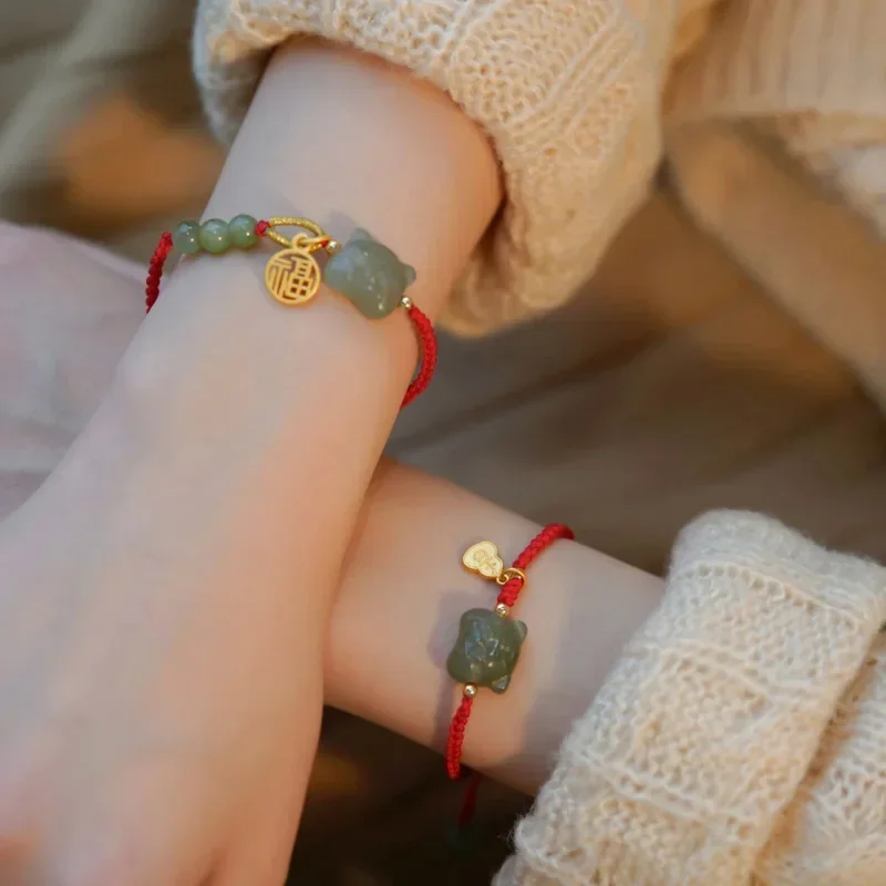 

Jewelry hetian jade red rope Auspicious Luck brand transfer bracelet girls hand rope sweet romantic holiday gift