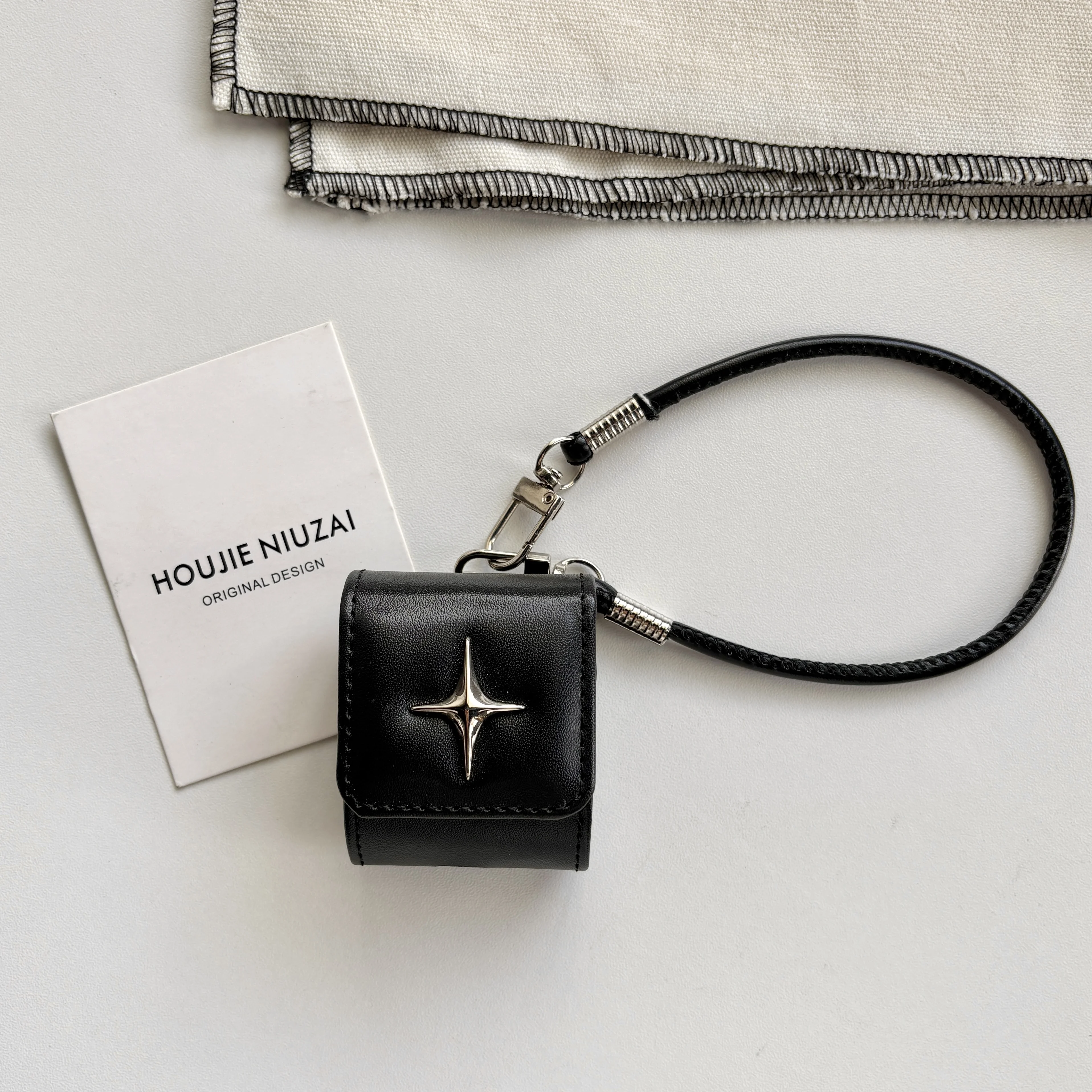 حافظة لهاتف AirPods 1 2 3 4 Pro 2 Pro 3 على شكل نج...