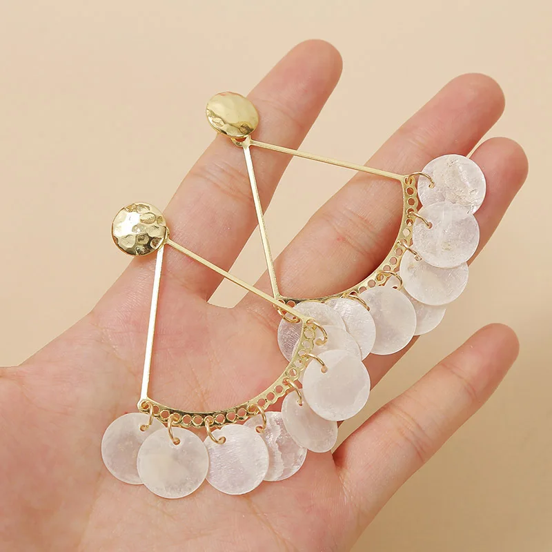 

Ins Special Interest Earrings Internet Celebrity Popular Ornament Creative Shell Garden Fan-Shaped Hollow Stud Earrings