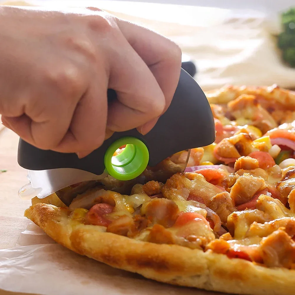 Stainless Steel Pizza Cutter Round Wheel Cutting Knife for Pizza with Lid Roulette Roller Dough Slicer Cutter Baking Tools
