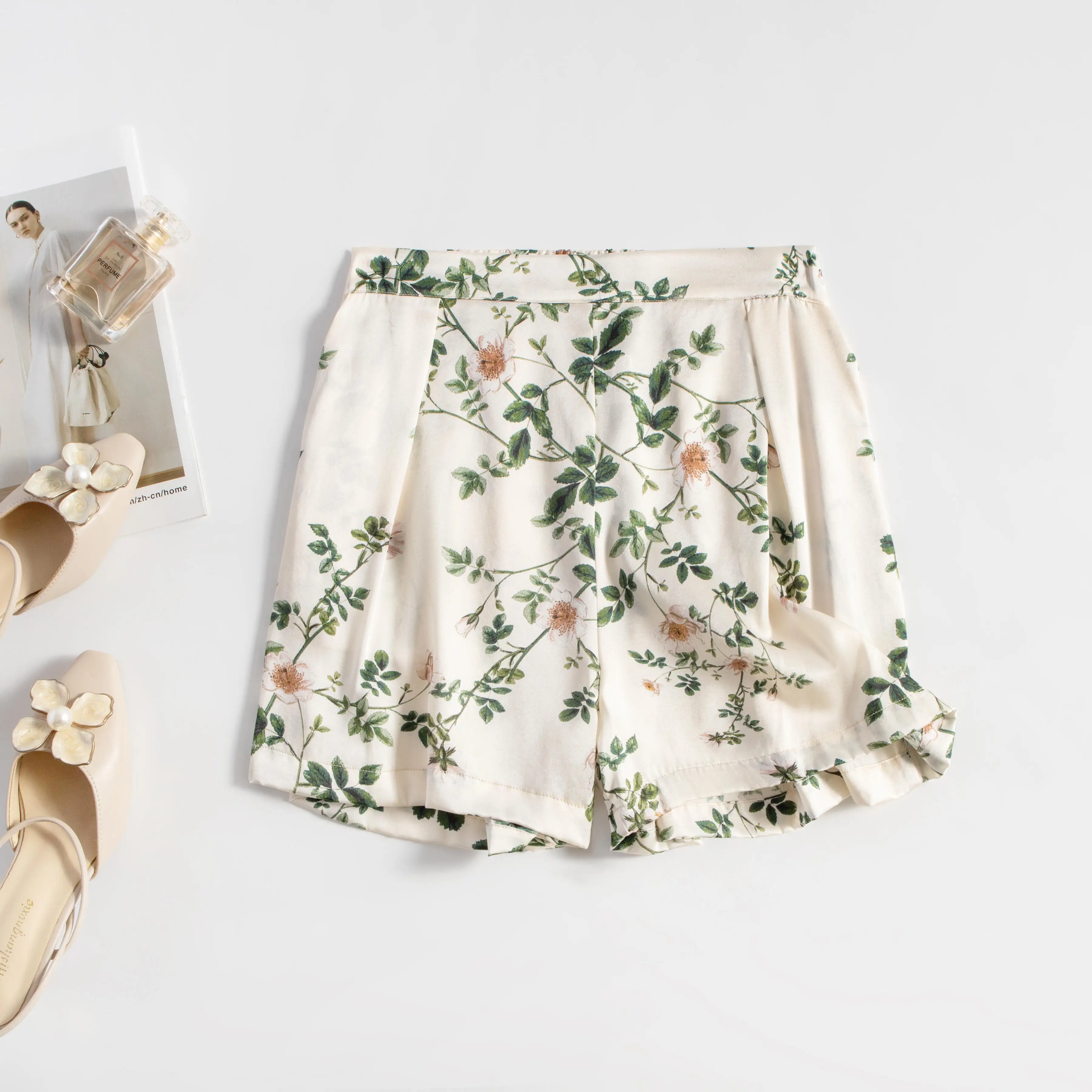 2024 Summer Cool Shorts 19MM 93%Natural Mulberry Silk Elastic Plain Satin Elastic Waist Pocket Design Casual Printing Pants