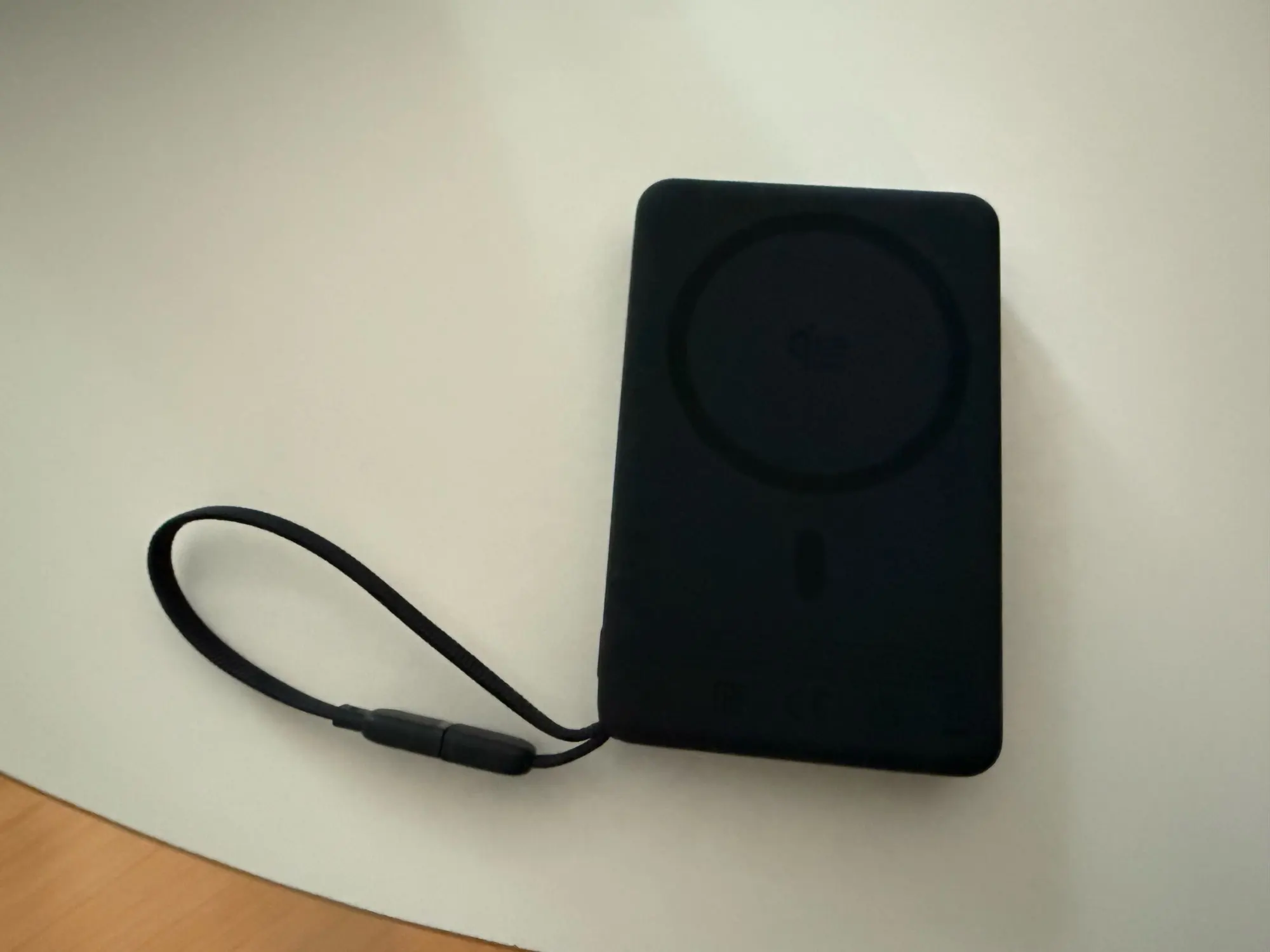 סוללת גיבוי מגנטית אלחוטית Baseus 10000mAh (Qi2.2 25W) - תמונה 5
