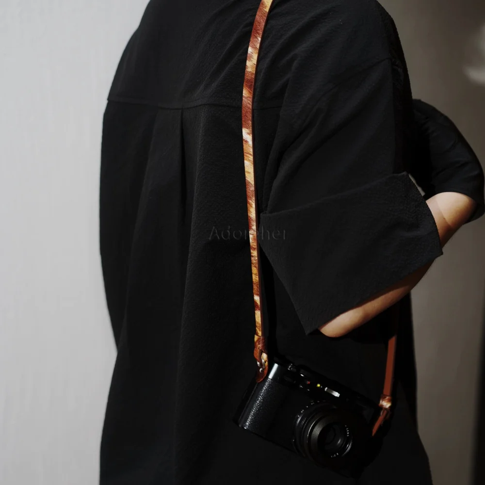 95CM 길이의 카메라 스트랩 소가죽 레오파드 프린트 붉은빛 갈색 원형 홀 크로스바디 벨트 디지털 카메라용