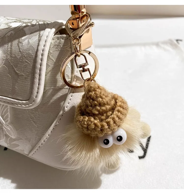 حقائب كتف نسائية لعام 2025، تتميز بتصاميم مستوحاة...