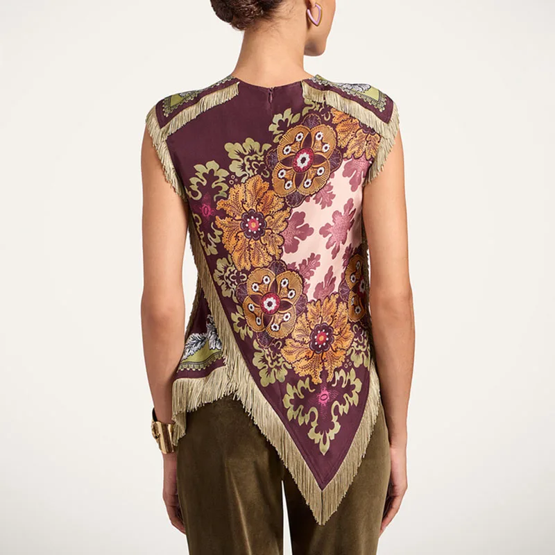 รูปสินค้า เสื้อแขนกุดลายดอกไม้ คอโอ ผ่าข้าง แต่งพู่ วินเทจ