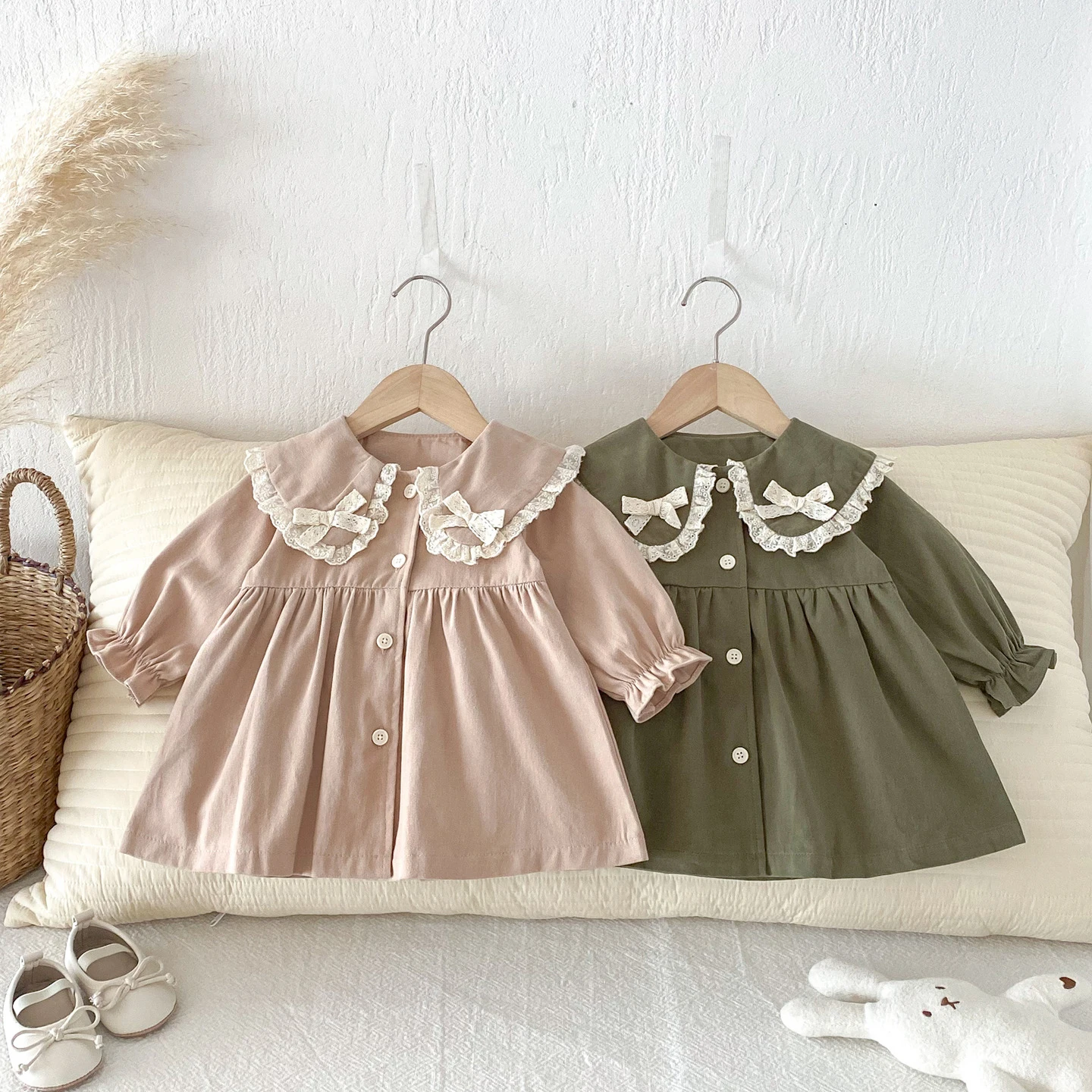 Girls Vintage Lace Collar Long Sleeve Coat