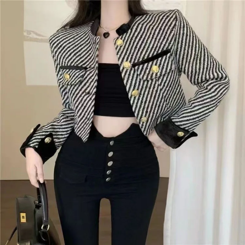 Women Winter Vintage Tweed Jacket Lady Fashion Fragrance Elegant Coats Round Neck Casual Plaid Blazers Office Runway Outerwear