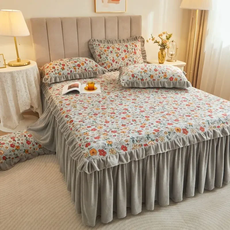 3pcs Small Floral Pattern Plush Bed Skirt Winter Thick Flounce Edge Bedspread Mattress Protective Cover Anti Slip Bedsheet