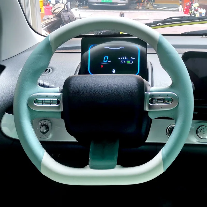 

Suitable For Chang An Lumin 2022 Leather Hand- Sewing Steering Wheel Cover