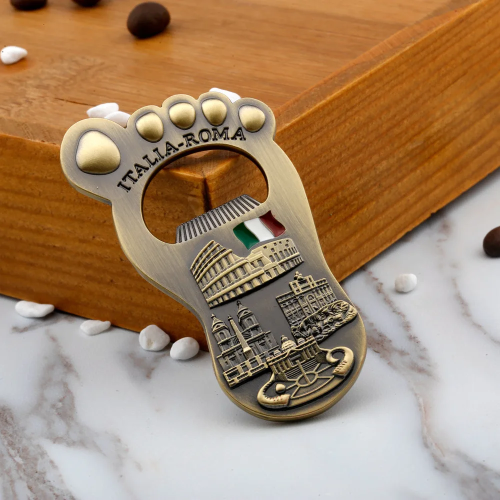 

Creative Italy Feet Sole Magnetic Bottle Opener Beer Wine Opener 2 in1 Keychain Metal Frigerator Sticker Souvenirs Drink Opener