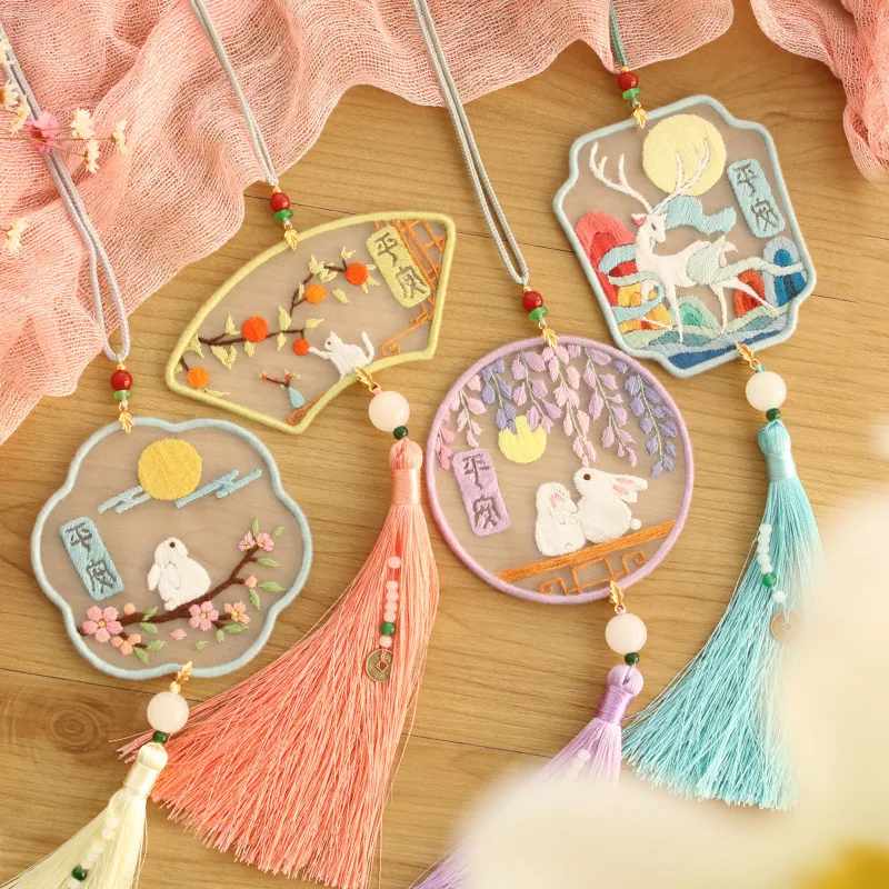 Cross Stitch Kit DIY Hand embroidery Cross-stitch rabbit Needlework mouse Knitting accessorie Material package For adults Jewelry pendant