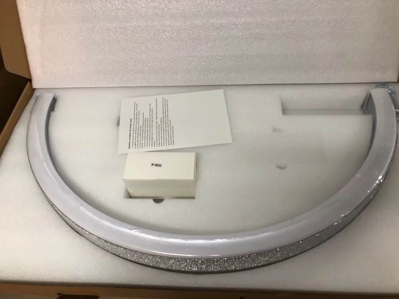 Lampada A Mezzaluna Per Unghie Lampada Da Tavolo A LED Pieghevole A Mezzaluna - Per Nail Tech, Estensioni Ciglia, Tatuaggi, Con Supporto Telefono Lampada Unghie
