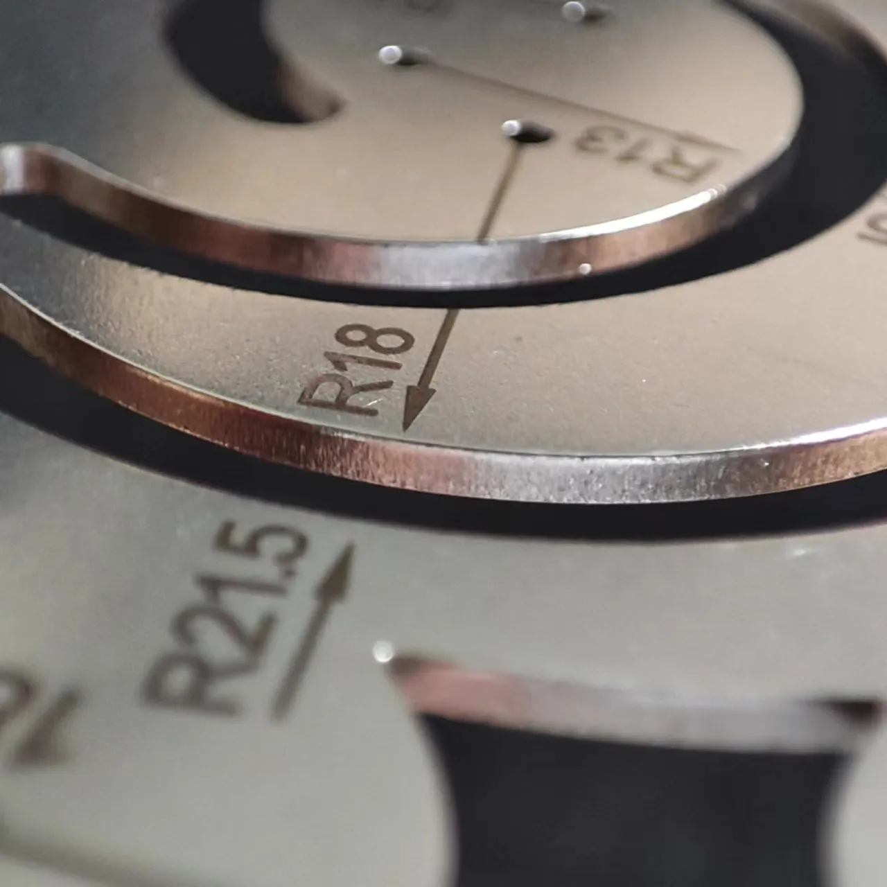 Description Picture 4 of itemDIY Round Leather Cutting Tools Metal Corner Cutting Ruler Circle For DIY Leathercraft Tool Sets Working Drawing Leather Project