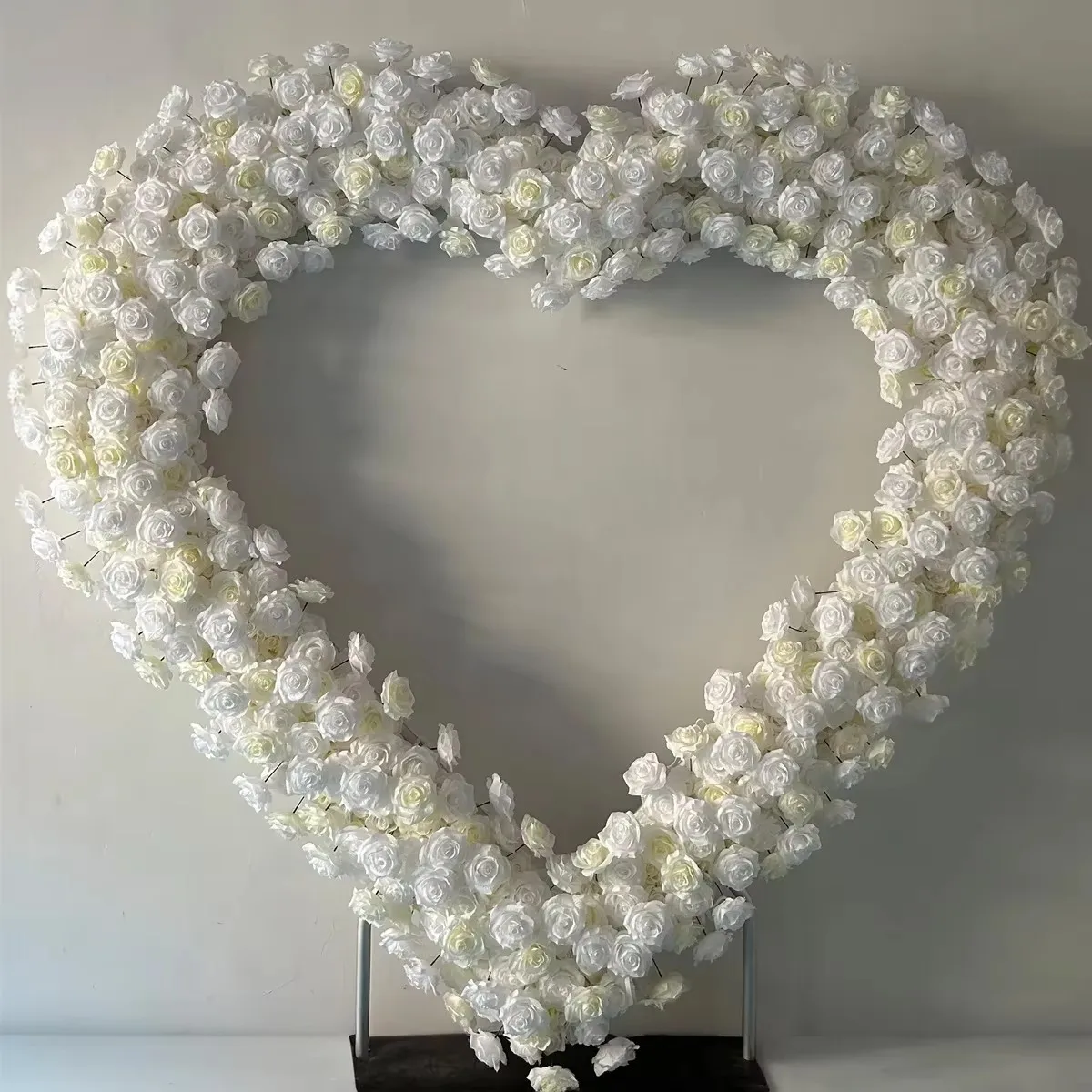 5D rose hydrangea flower creates a luxurious 2m * 2m heart shape, a must-have arch flower decoration prop for weddings and parti