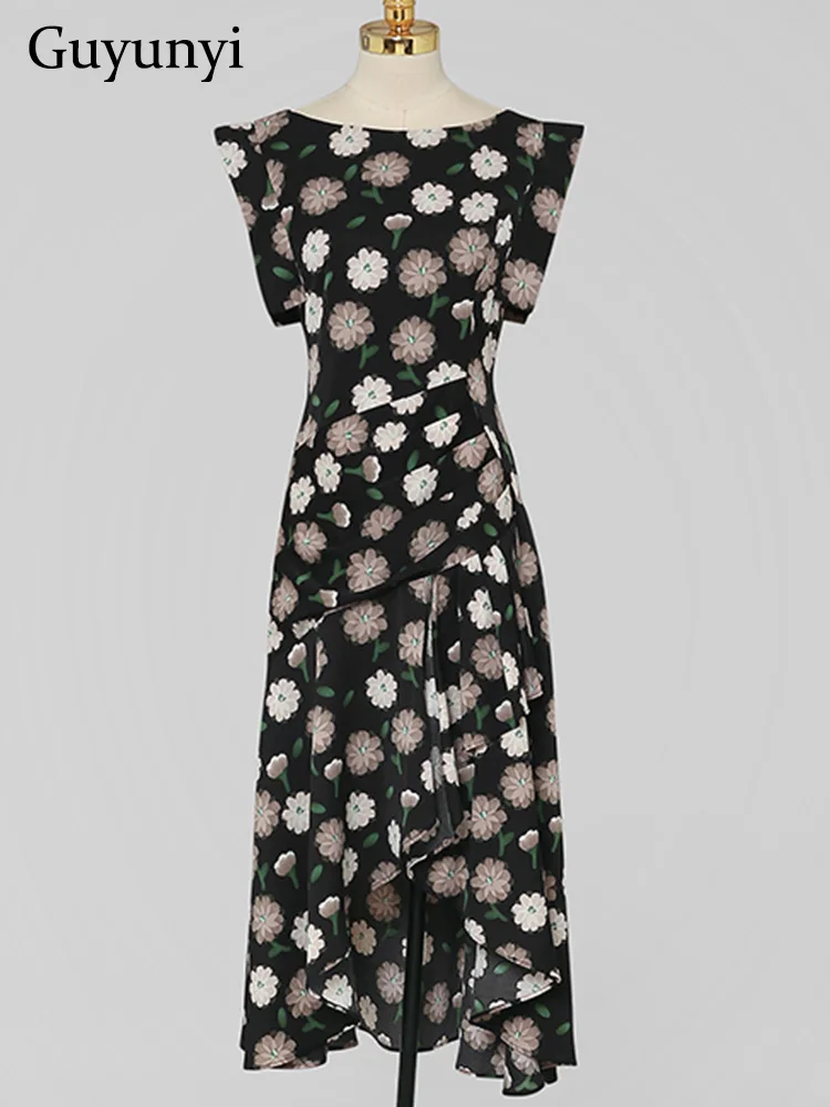 

Винтажное шифоновое платье с цветочным принтом, с коротким рукавом в складку, круглым вырезом и высокой талией