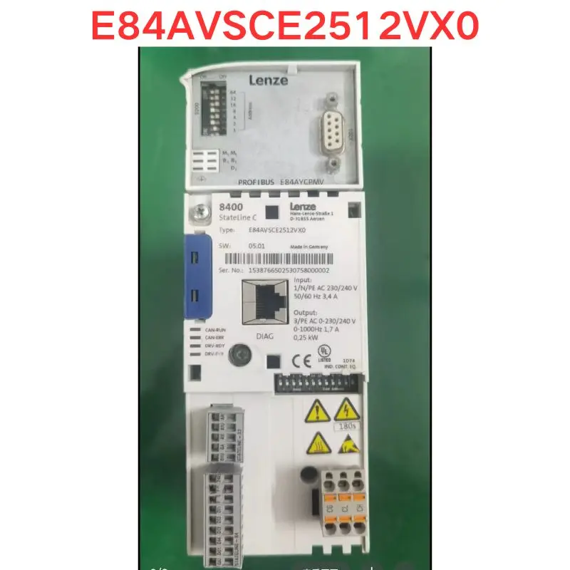 

Used E84AVSCE2512VX0 Frequency converters Functional test OK