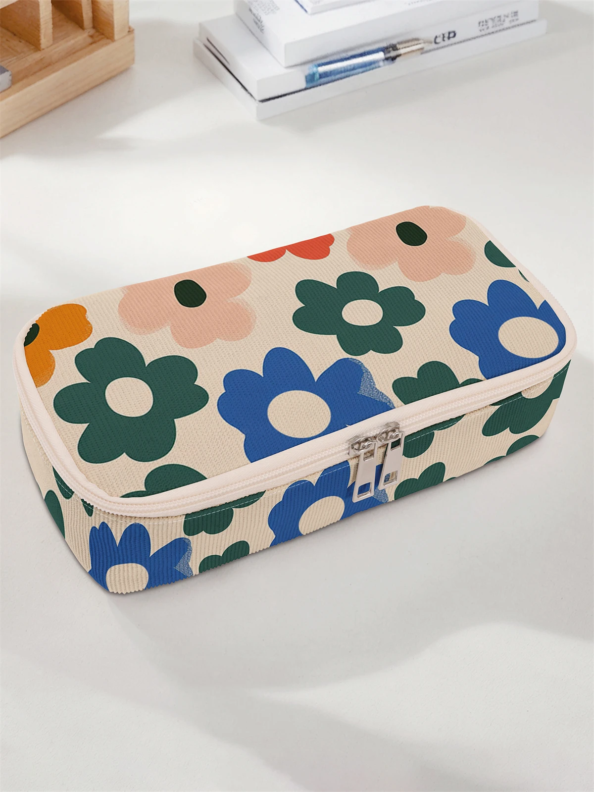 Flower pattern printing large capacity pencil case, durable multifunctional storage bag, portable zipper storage box