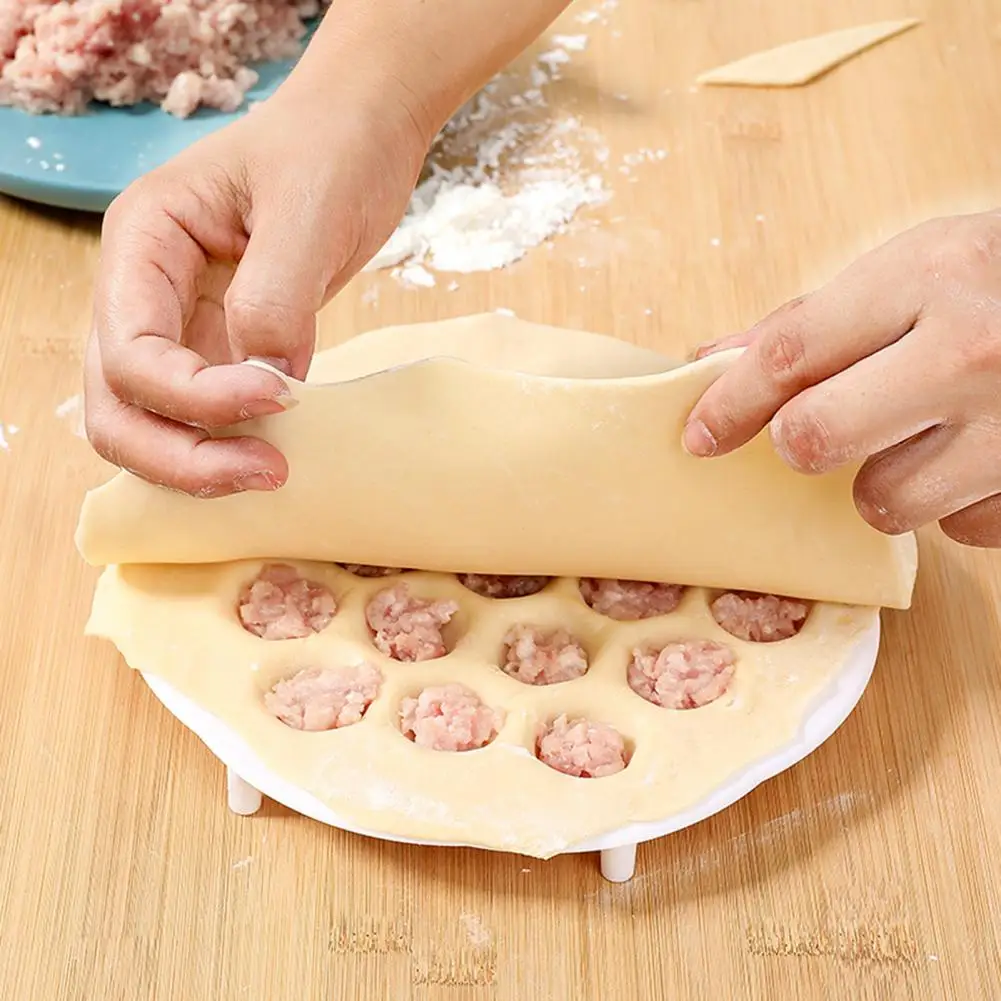 Ravioli Maker Dumpling Mold Dough Press Tortellini DIY Patty Meat Pasta Form Kitchen Tools Accessories Dumpling Maker