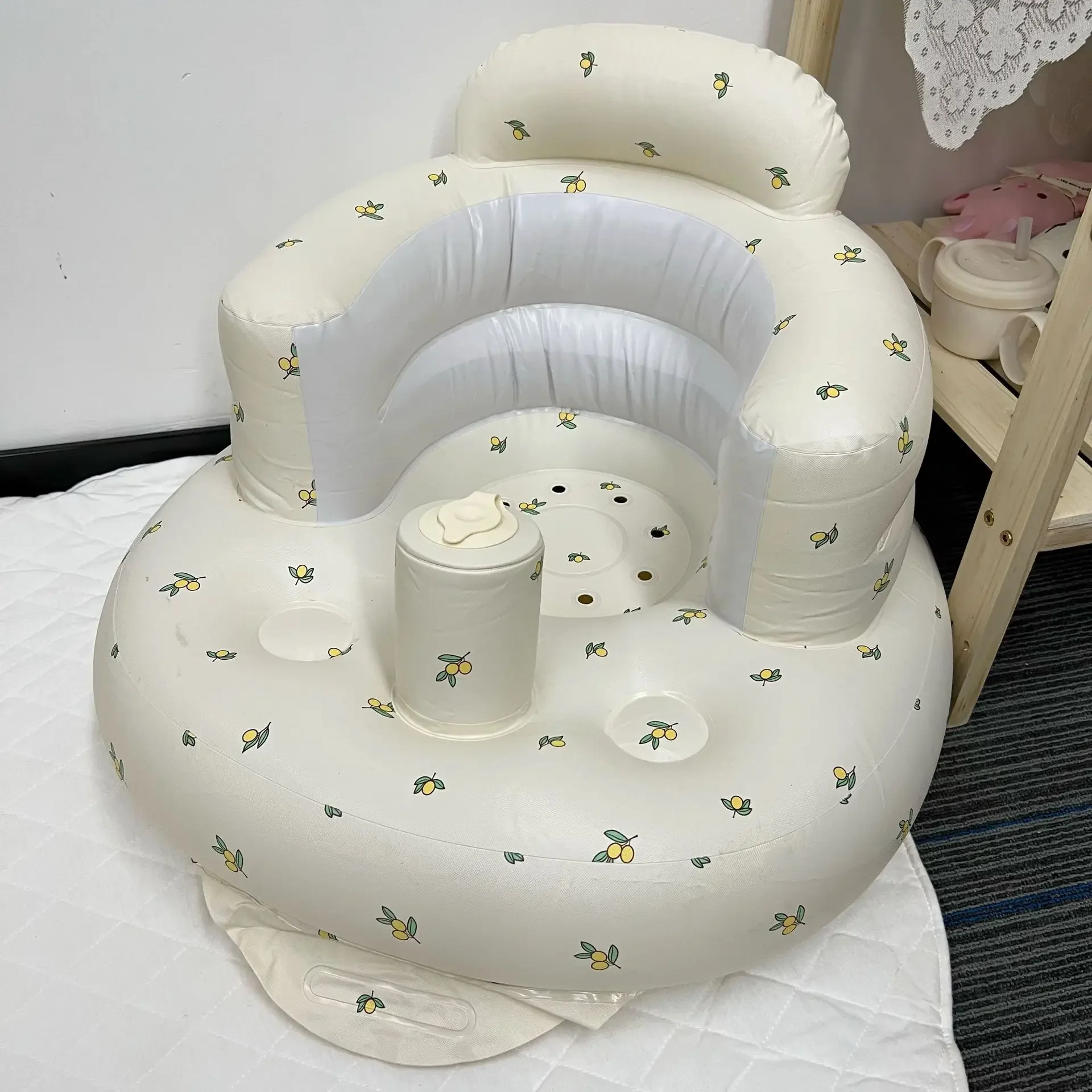 Learn to sit on a chair, baby inflatable sofa, baby sitting and standing artifact, train children to learn make a seat