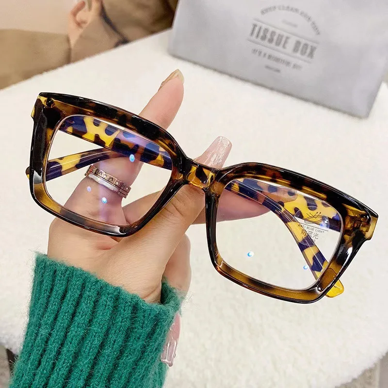 Vintage Oversize Computer Glasses Frame Women Men Anti Blue Light Square Clear Eyewear Blocking Glasses Full Frame Plain Glasses 6