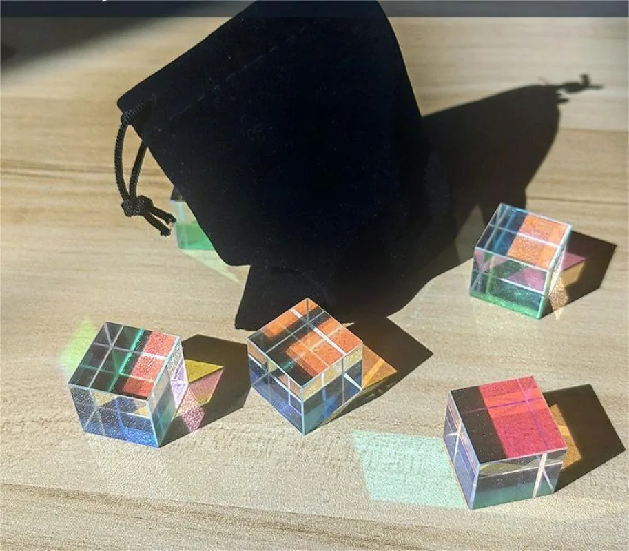 X-cube ダイクロイックキューブ ガラスデザインキューブプリズム