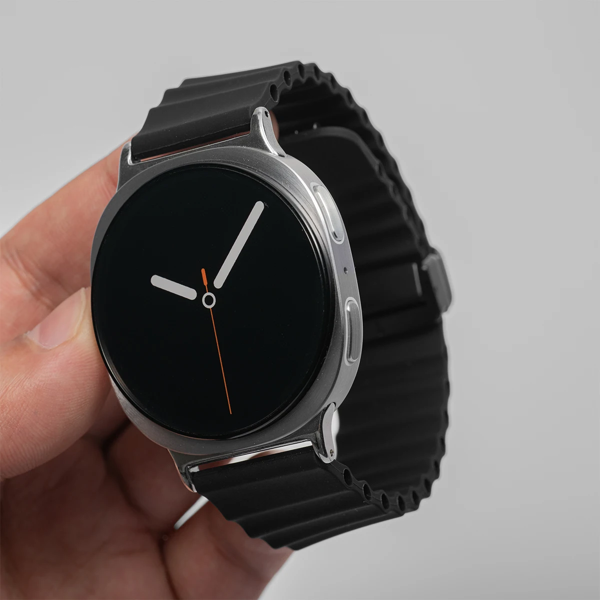 Silicone Magnetic Smartwatch Strap - Universal Fit Bracelet