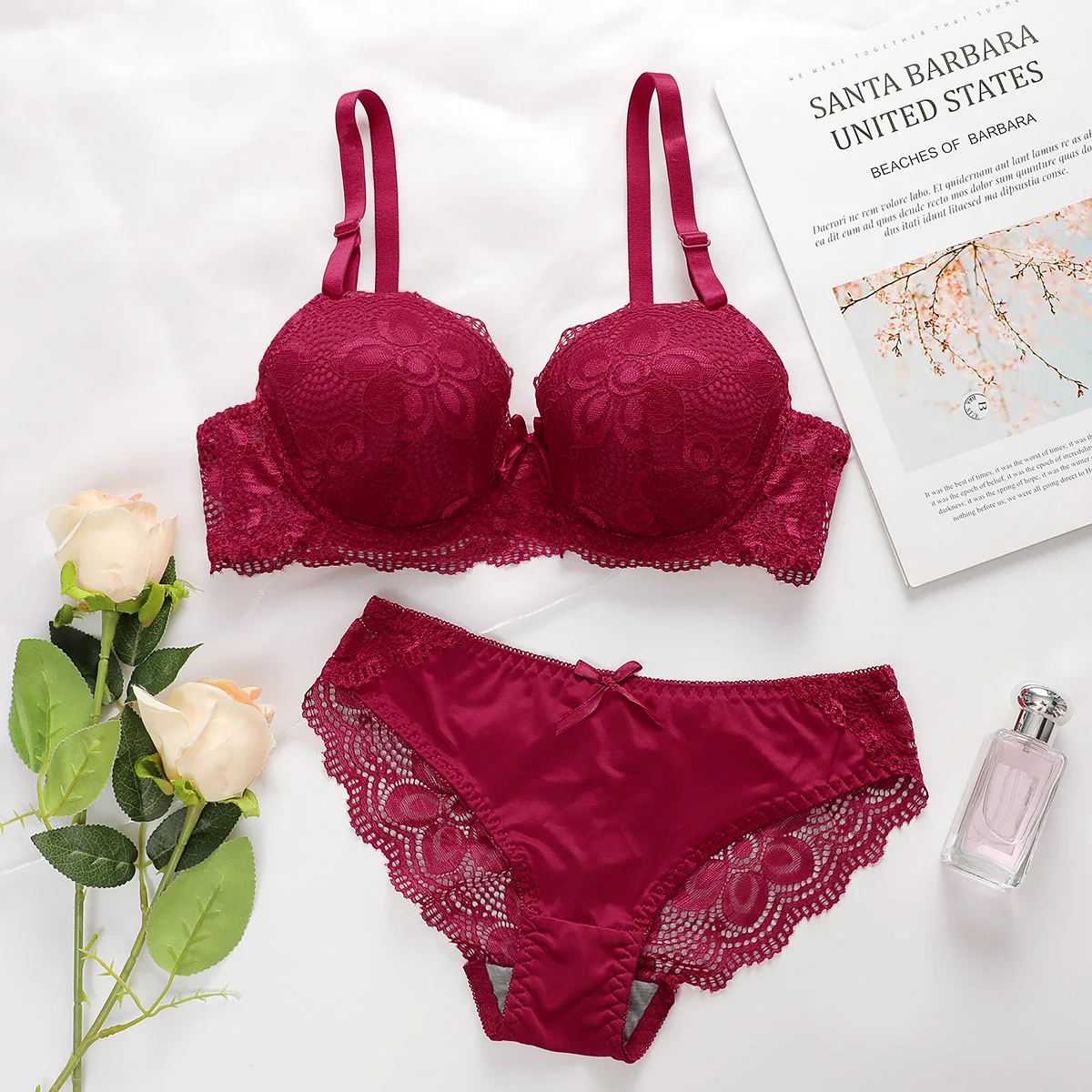 المرأة مثير الملابس الداخلية المطرزة الزهور مع الأ...