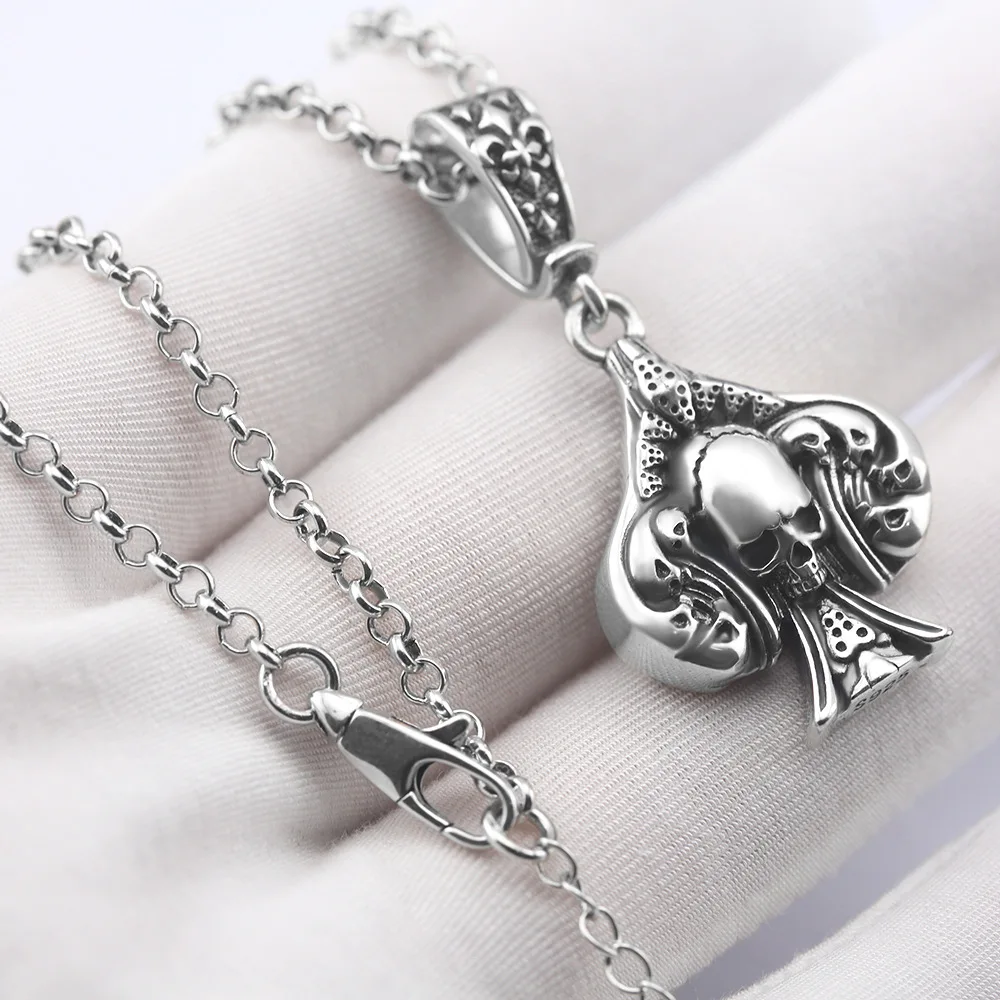 Retro spam heart -shaped skull pendant personality fashion men and women versatile necklace
