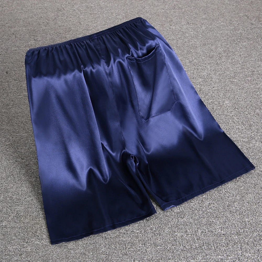 Herren-Pyjama aus Seidensatin mit elastischer Taille, weiche Shorts, Nachtwäsche, Taschenhöschen, Hose, Bermuda, schnell trocknende Strandshorts, männliche Jogginghose – Detail 8