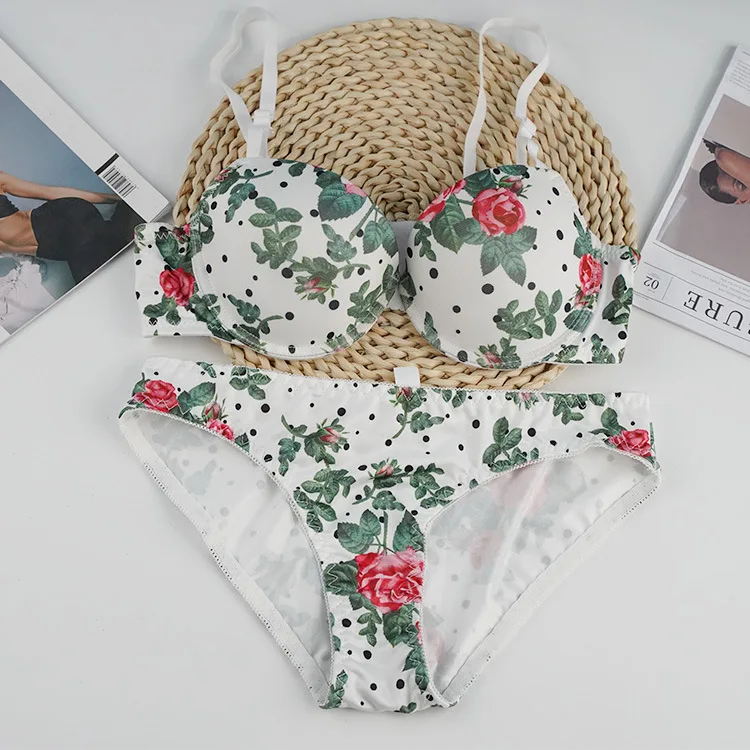 

Sexy and charming lingerie women's set bra, sexy and fashionable with steel ring bra, girl bra