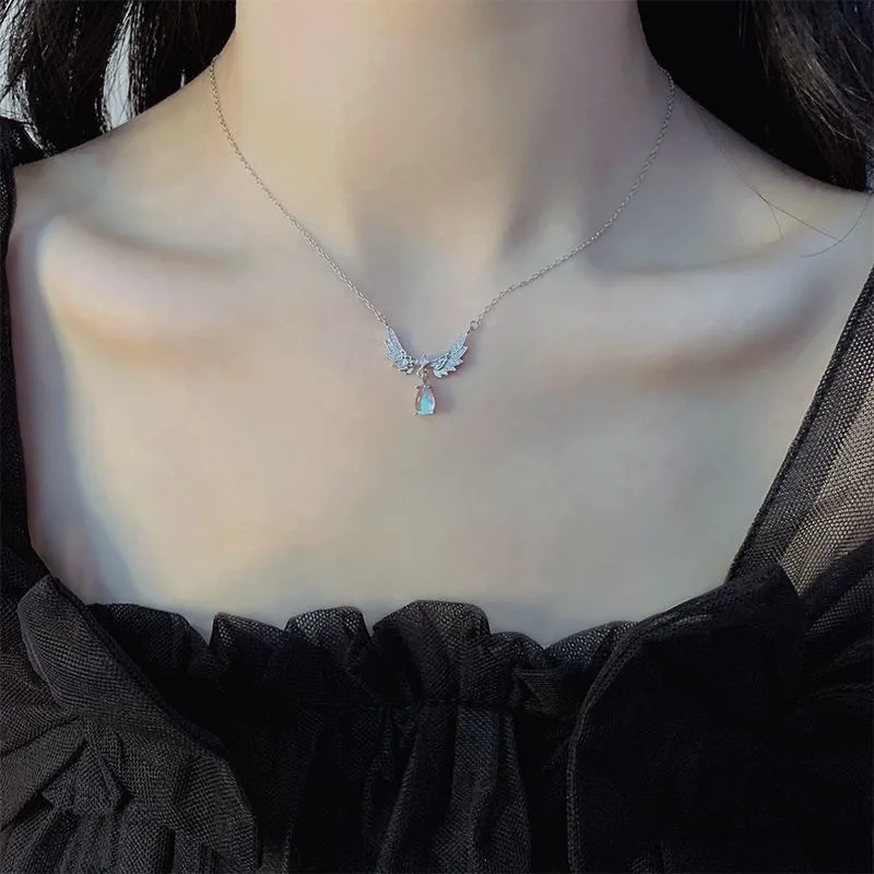 Elegant Angel Wings Sparkling Crystalline Necklace