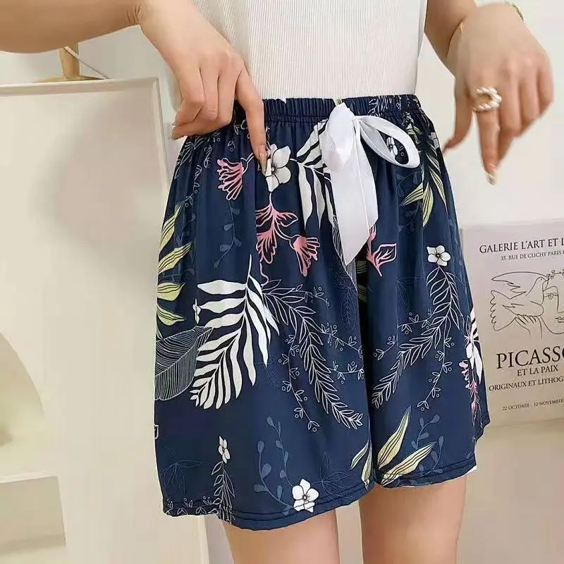 

Casual Fashion Cotton Silk Quarter Pants Summer Beach Women's Loose Shorts Thin Breathable Elastic Waist Floral Printing Shorts