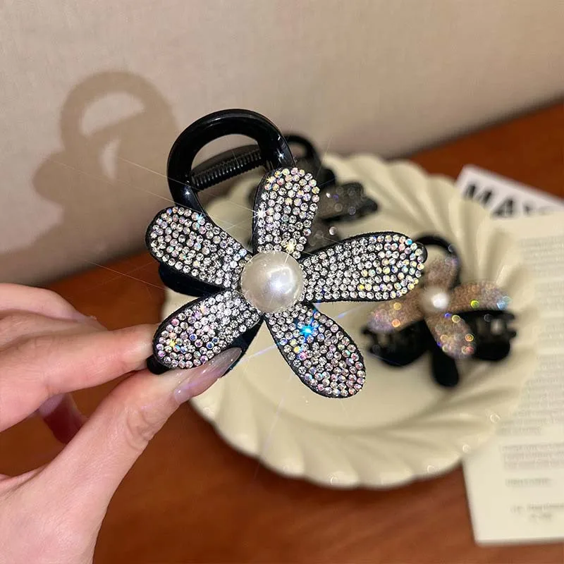 New Korean Rhinestone Hair Claw Clip Elegant Black Hair  display picture 1