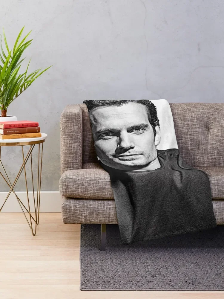 B & W � ������ ���, ����� �� �ʼ�ǰ, ħ�� ���