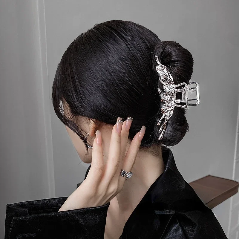 

New Liquid BowKnot Hair Claw Charm Large Metal Butterfly Hairpin Shark Clip Fashion Headwear Hair Accessories for Women Jewelry