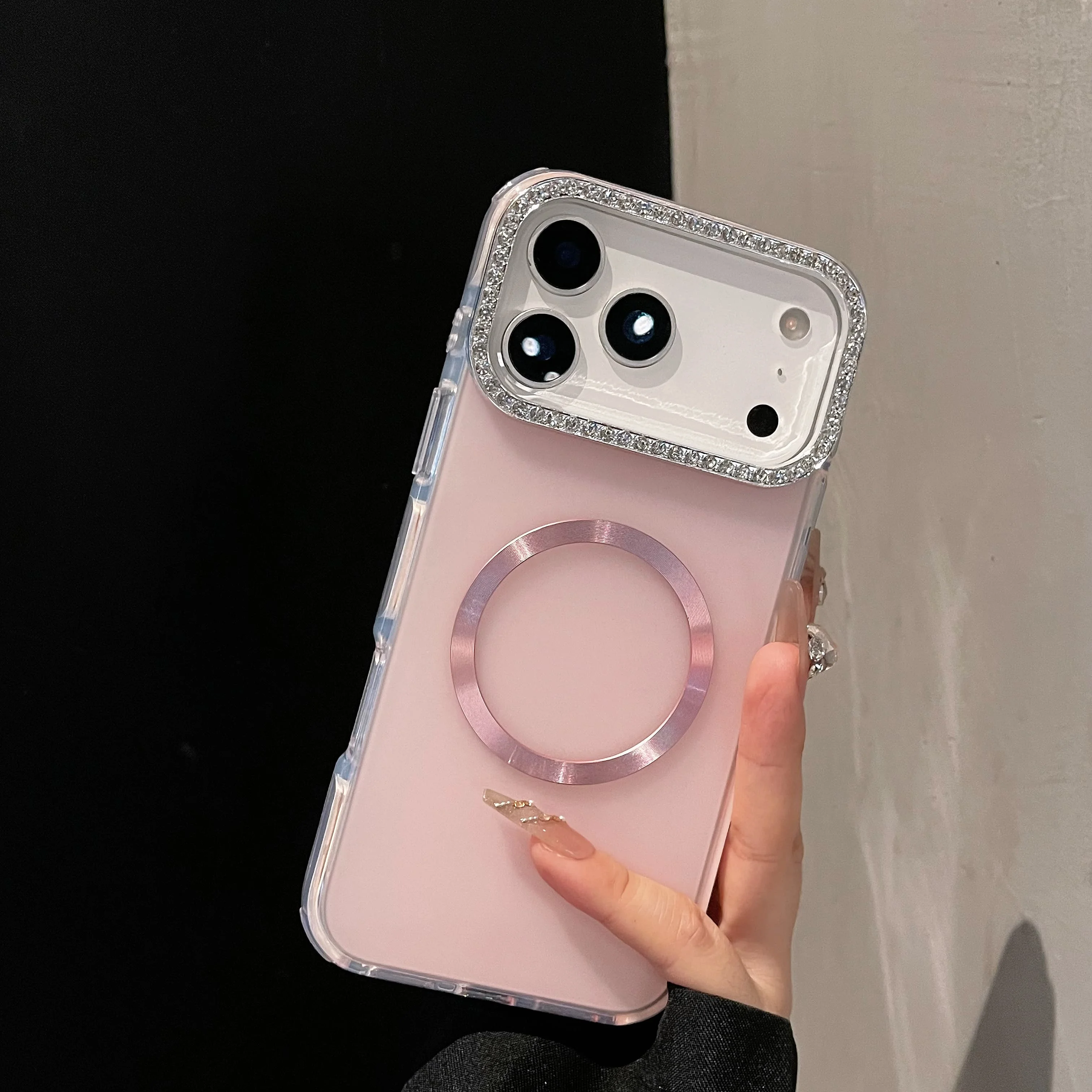 Luxury Sparkling Diamond Decorative Magnetic Phone Case with Shock Bumper Cover