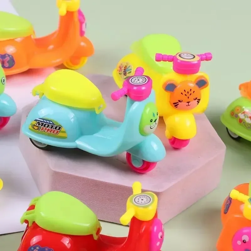 1 قطعة عشوائية صغيرة انتعاش سيارات اللعب محاكاة دراجة نارية التراجع سيارة لعبة للأطفال حفلة عيد ميلاد لصالح الجمود دراجة نارية اللعب