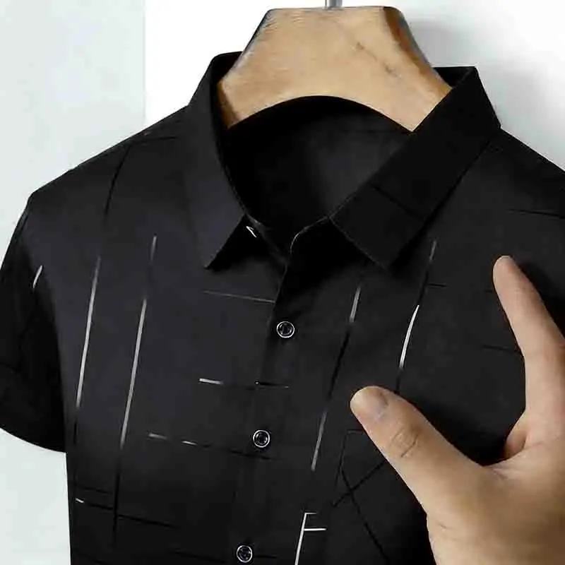 2026 High-Quality Men's Casual Fashion Shirt Short Sleeve Button-Down with Geometric Pattern