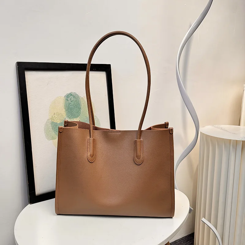 

Women's genuine leather tote bag, new cowhide shoulder bag, high-end feeling, commuting women's bag, fashionable large capacity