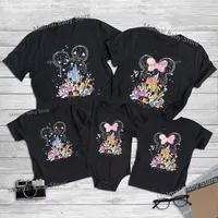 Disney Castle Mickey Minnie Print Family Matching Shirts Funny Look Dad Mom Kids Tees Tops First Disneyland Trip Outfits 1