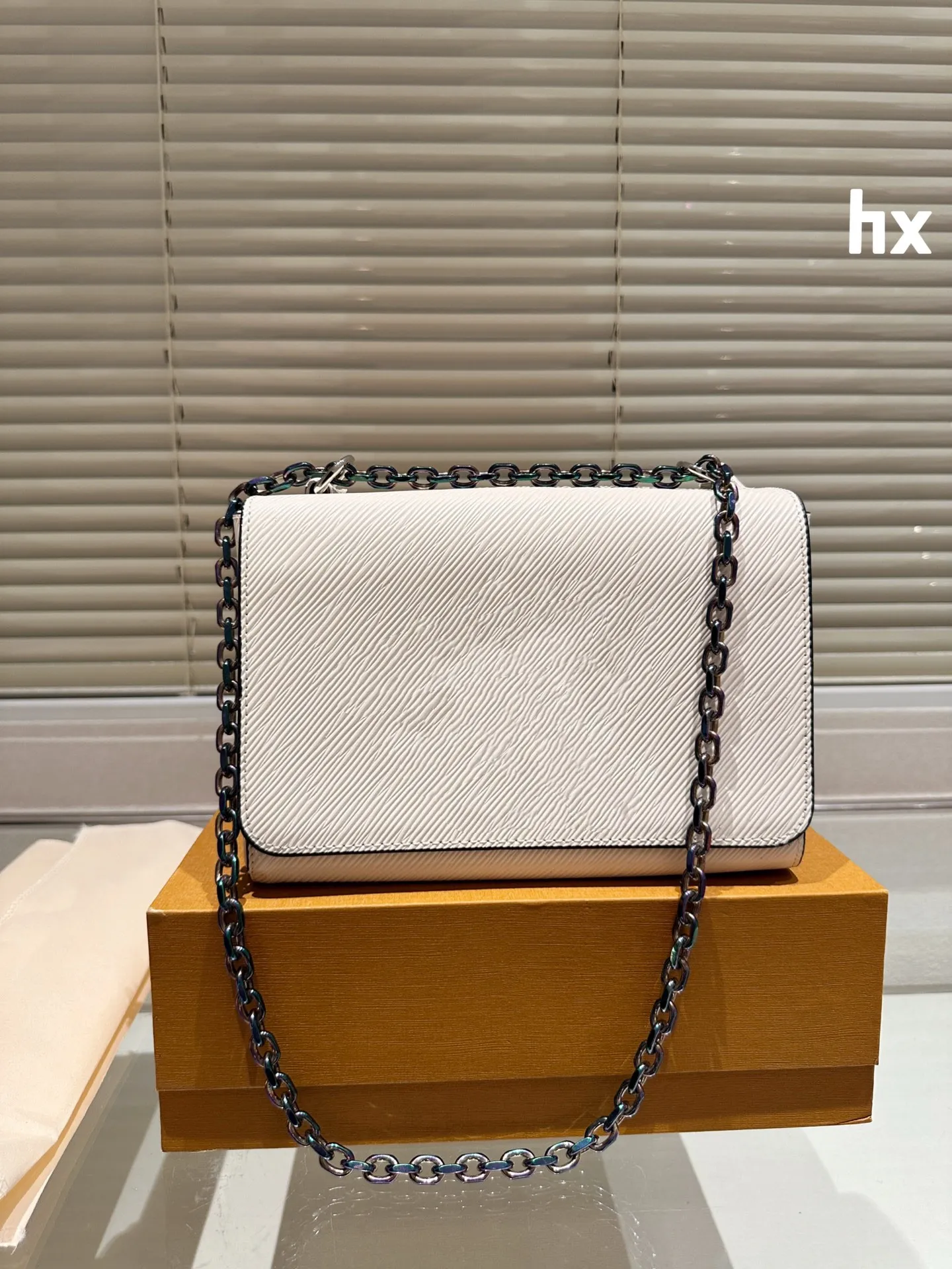 

New Shoulder Bag for Women's Fashion Texture Water Wave Pattern Small Square Bag with Large Capacity Crossbody Handheld