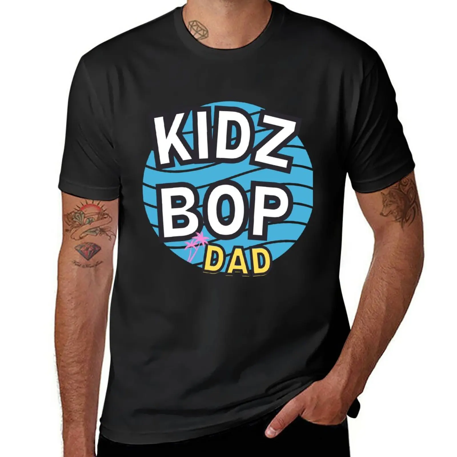 Nowy Kidz Bop Tata T-Shirt Fan Sportu T-Shirt Krótkie Hipisowskie Ubrania Puste Koszulki Męskie Graficzne Koszulki Śmieszne