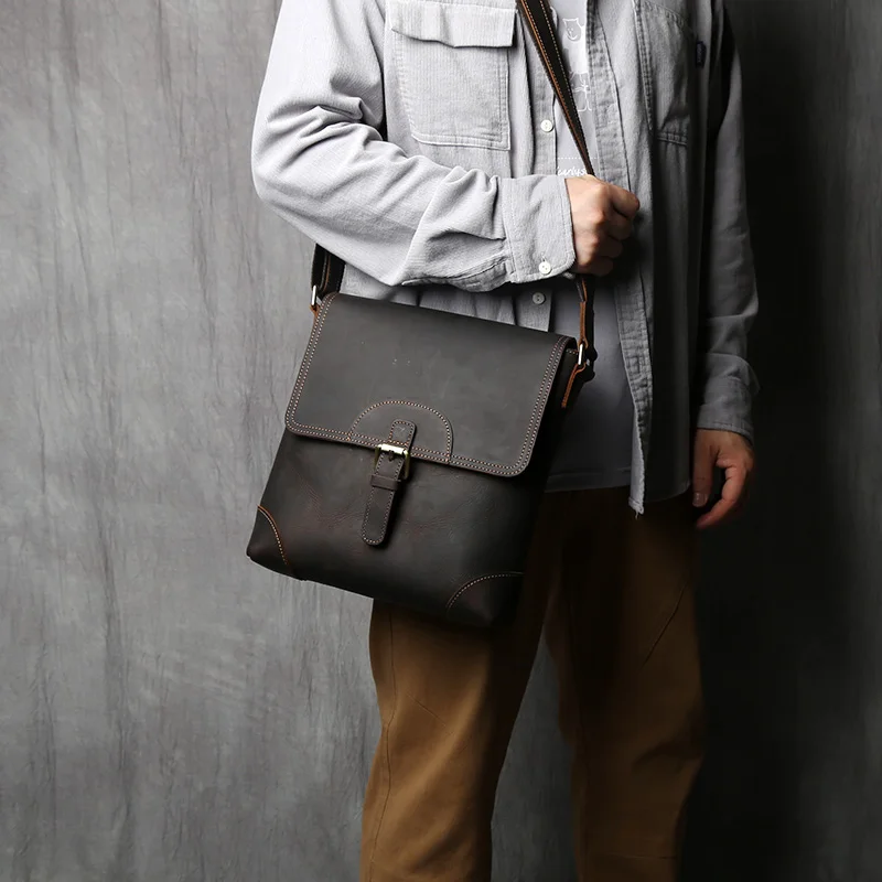 NZPJ Retro Men's Leather Shoulder Bag First Top Layer Cowhide Messenger Bag Casual Vertical Men's Bag Suitable For 11-Inch Ipad