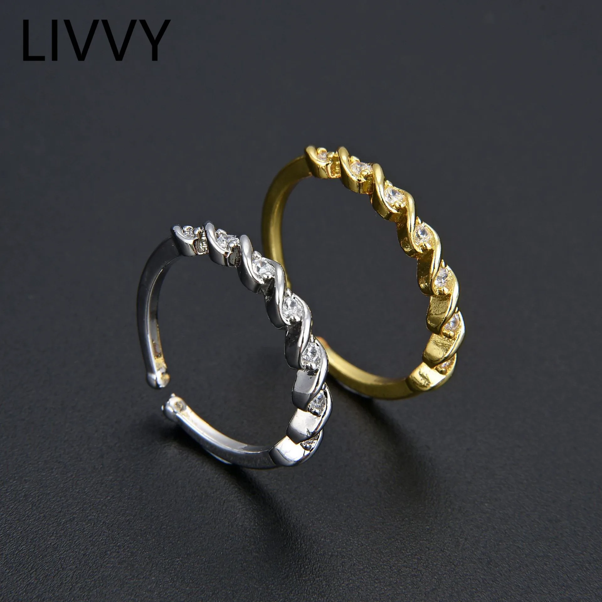 Livvy Silver Color Vendita Calda Twisted Fashion Zircone Anelli Per Le Donne Regalo Di San Valentino Gioielli Squisiti